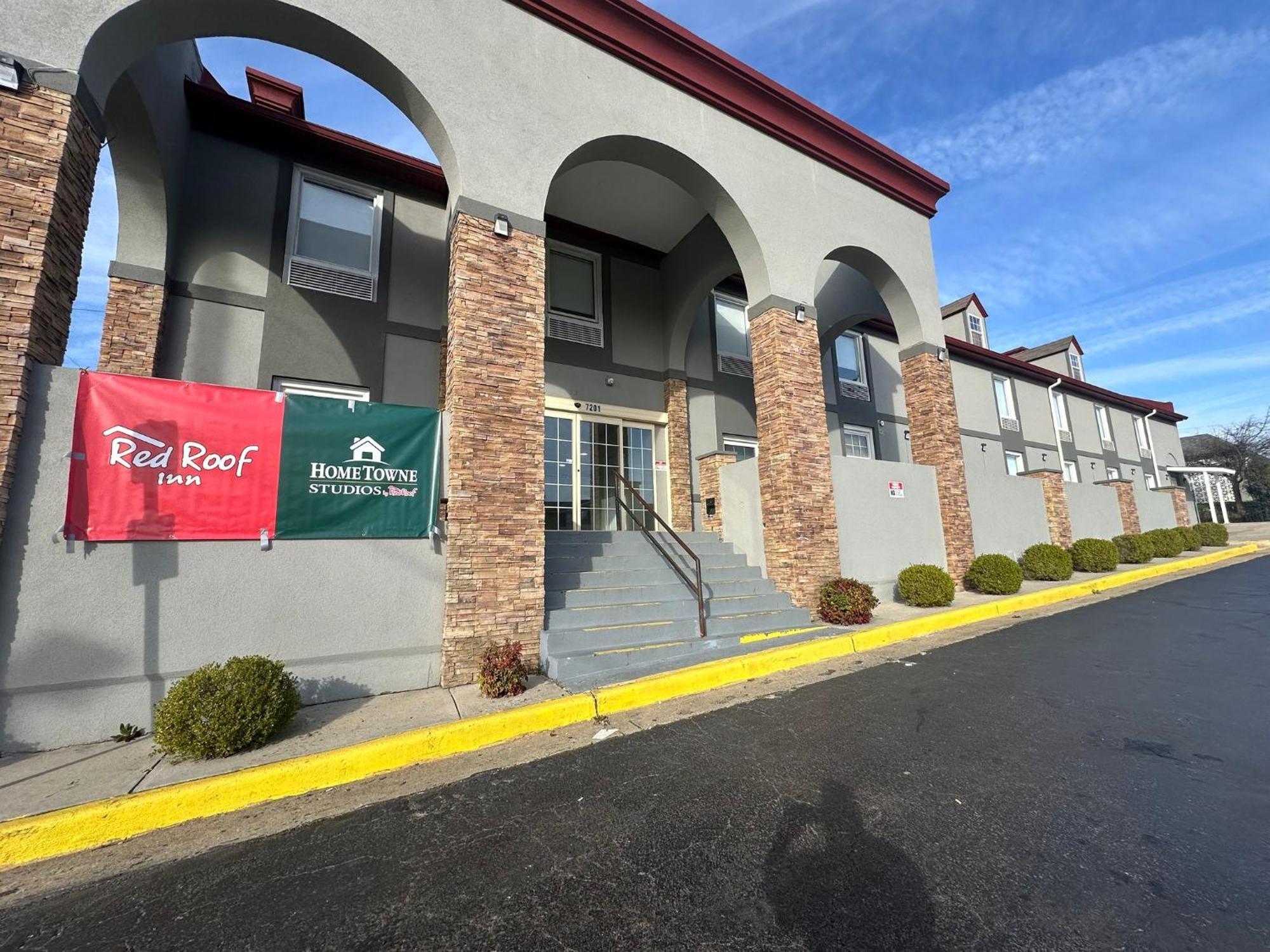 Hometowne Studios By Red Roof Richmond, Va - W Broad St Dumbarton Exterior photo